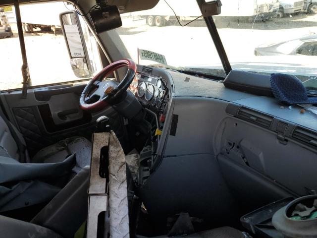 Freightliner Coronado Coronado 132 Image 4