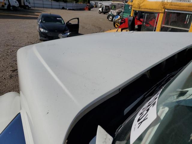 Freightliner Coronado Coronado 132 Image 8