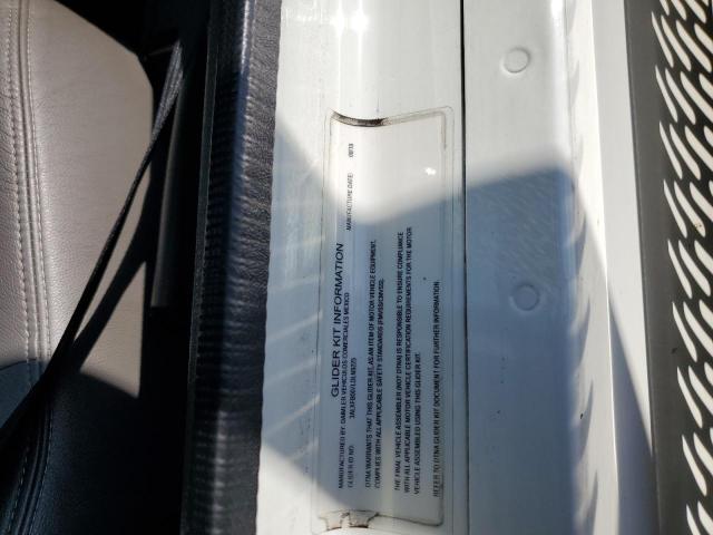 Freightliner Coronado Coronado 132 Image 7