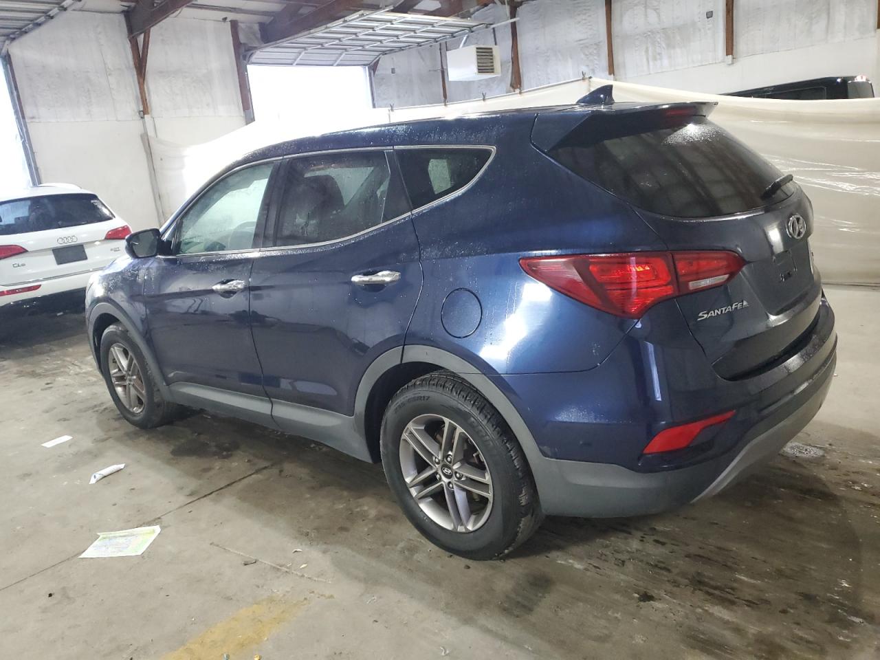 Hyundai SANTA FE Image 2