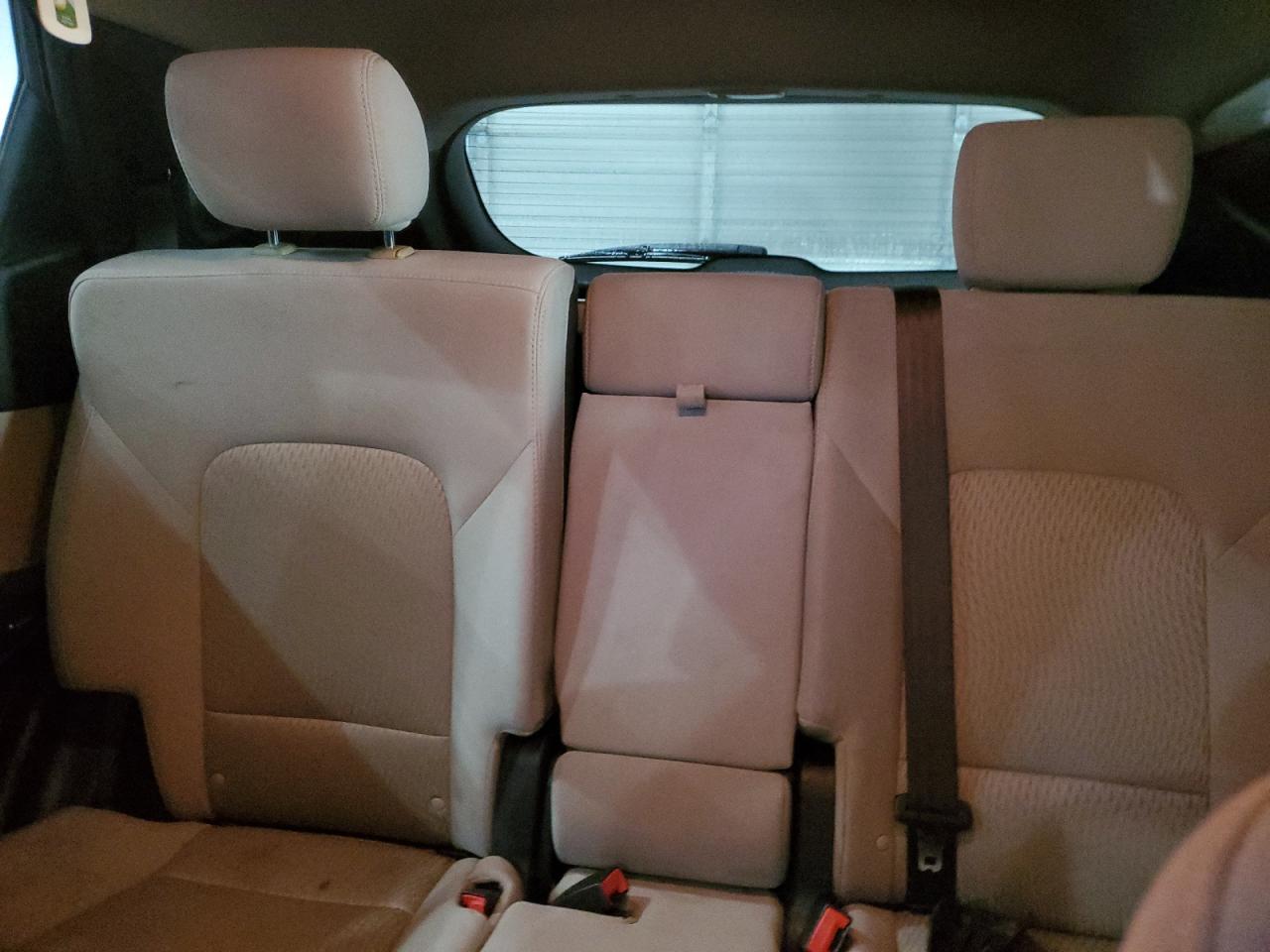 Hyundai SANTA FE Image 3