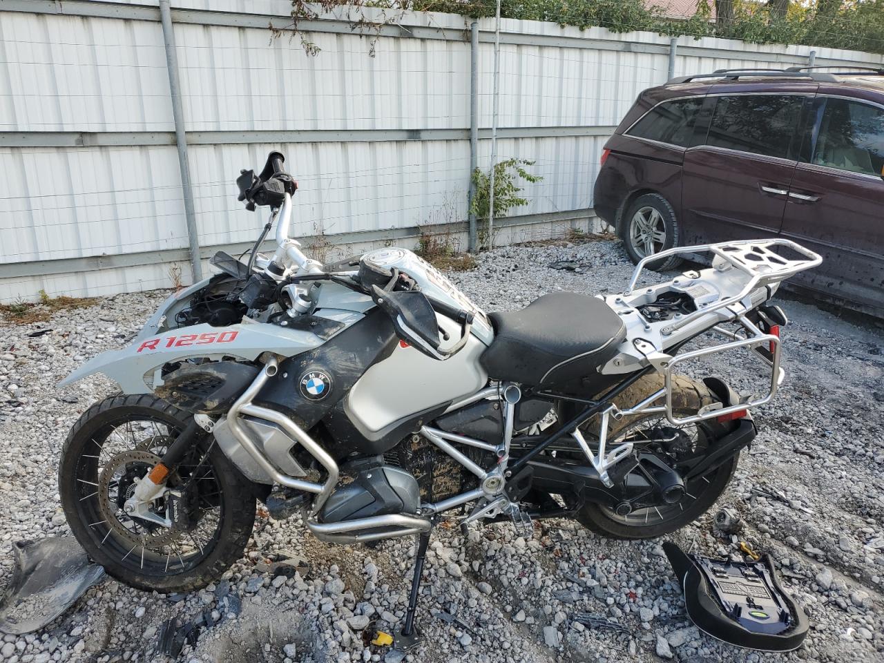 BMW R-series Gs Adventure Image 7