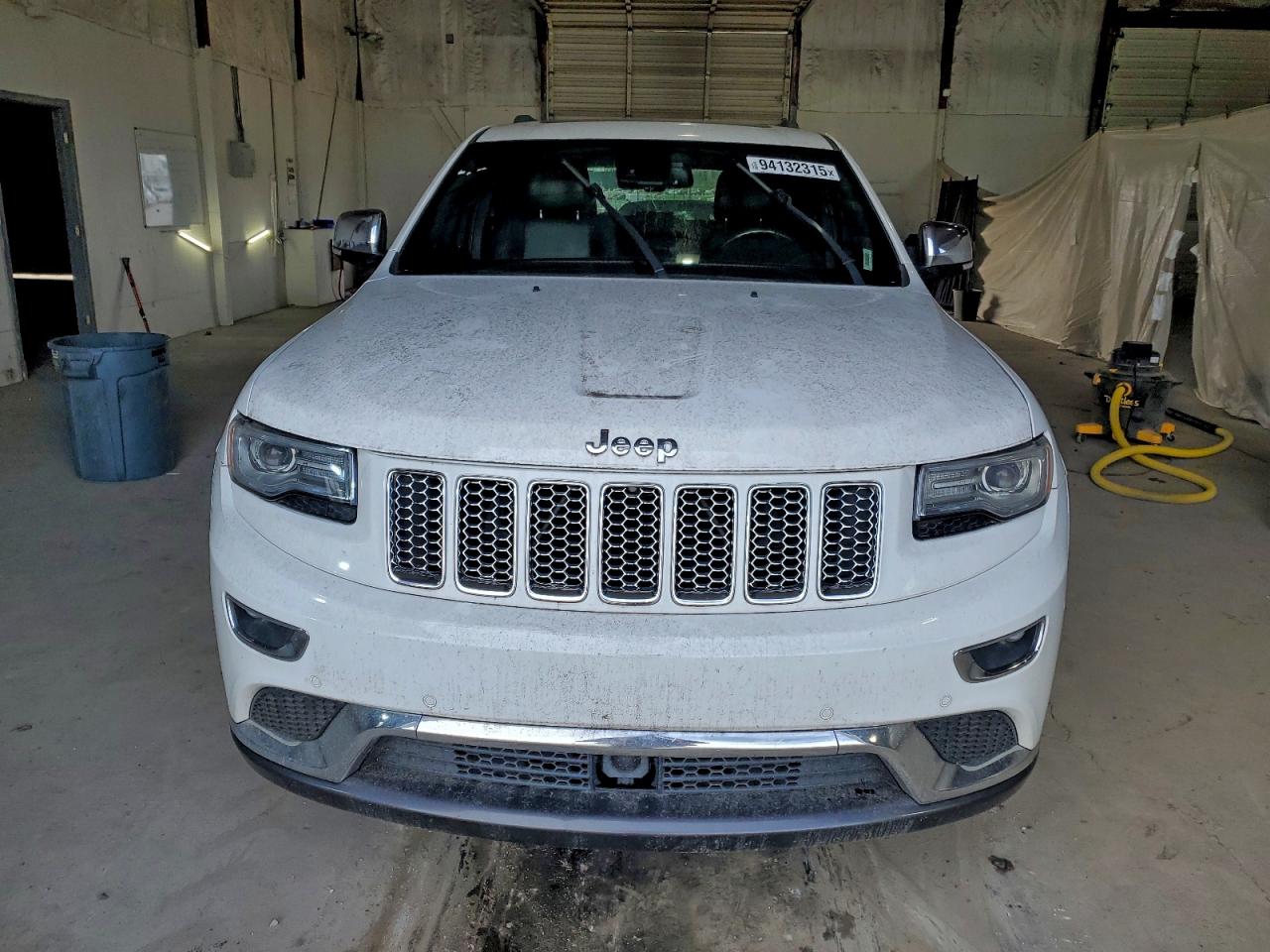 Jeep Grand Cherokee Summit Image 6