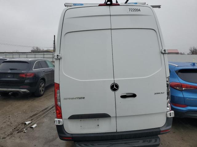 Mercedes-Benz Sprinter 2500 Image 3
