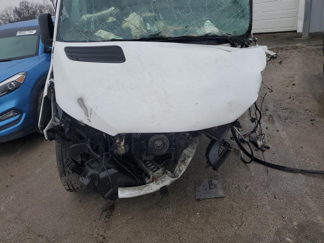 Mercedes-Benz Sprinter 2500 Image 9