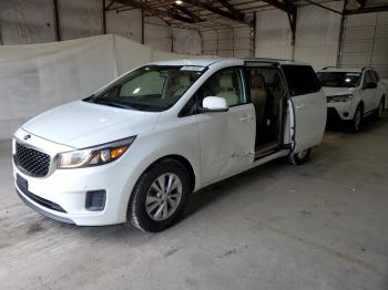  Salvage Kia Sedona