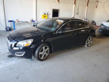  Salvage Volvo S60