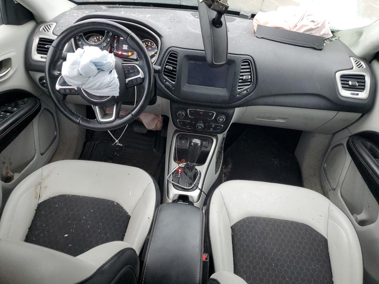 Jeep Compass Latitude Image 6