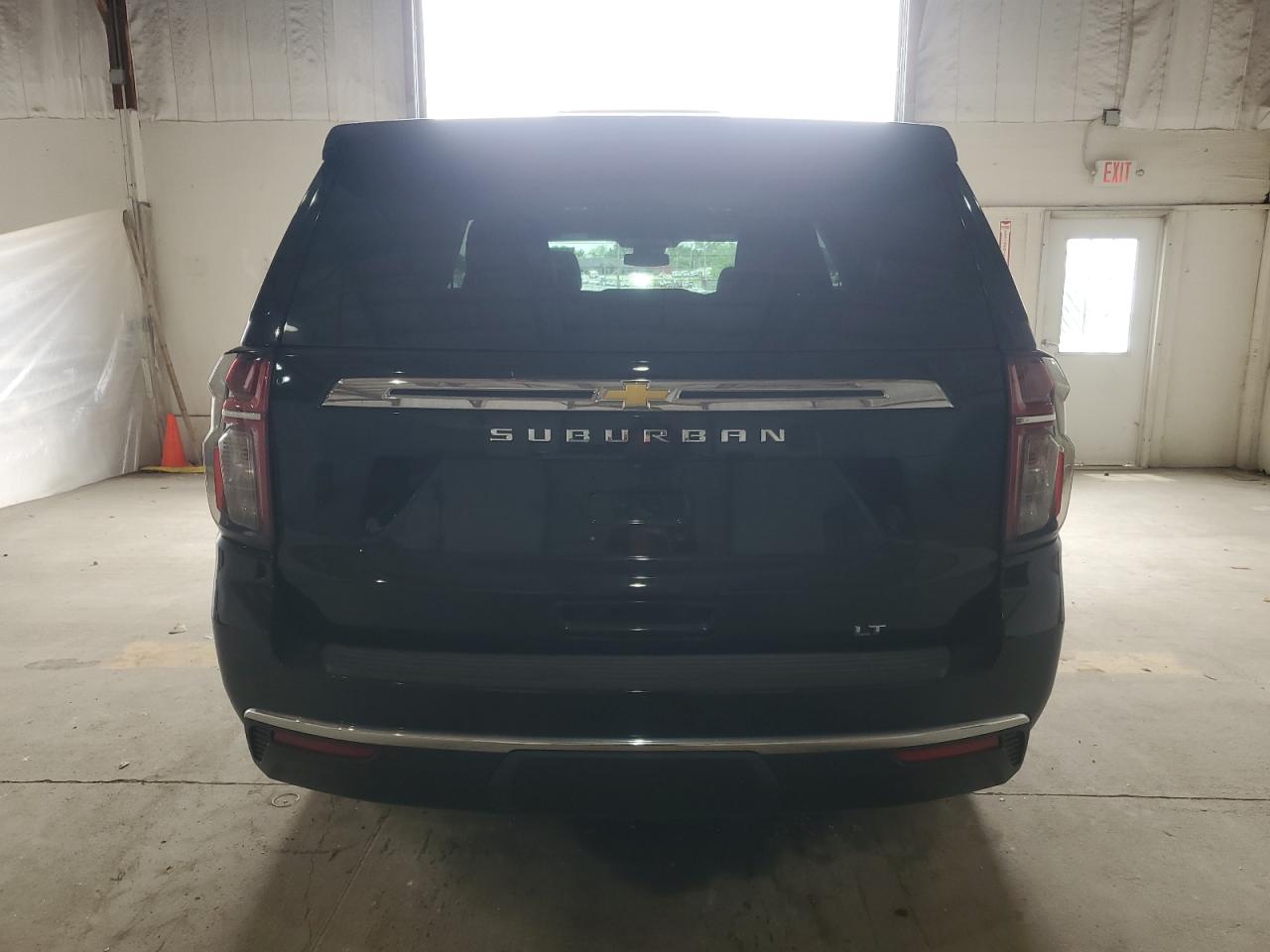 Chevrolet Suburban K1500 Lt Image 3