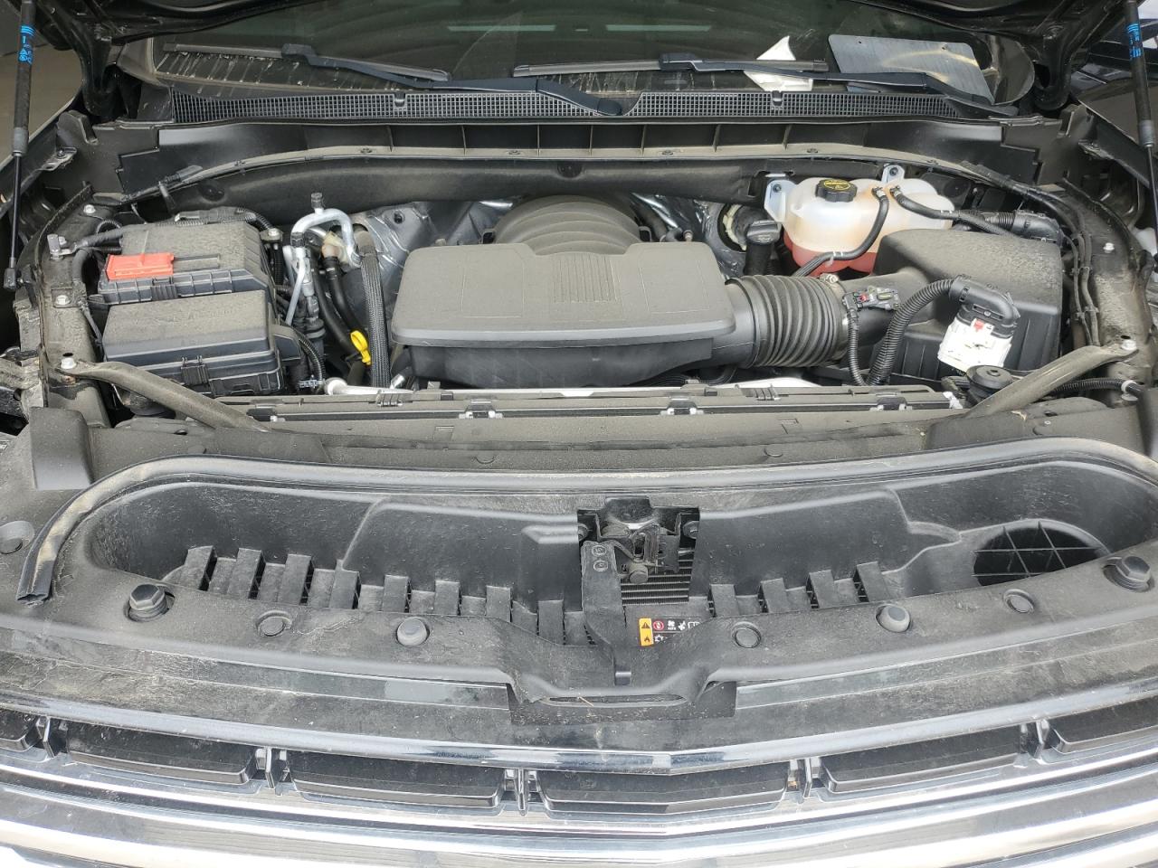 Chevrolet Suburban K1500 Lt Image 11