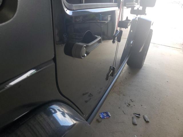 Jeep Wrangler Rubicon Image 4