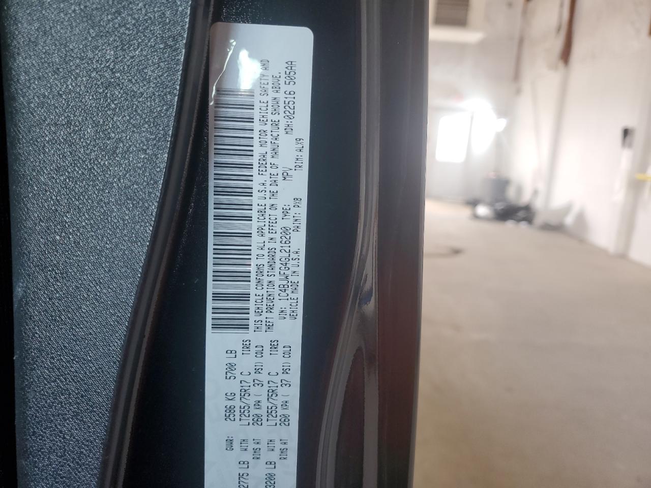 Jeep Wrangler Rubicon Image 5