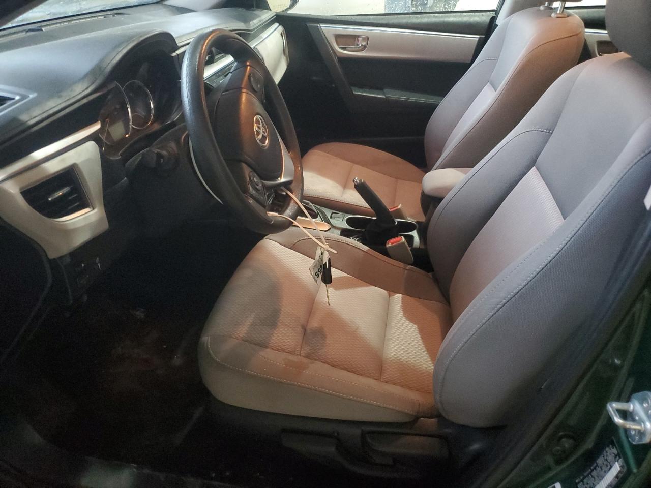 Toyota Corolla L Image 11