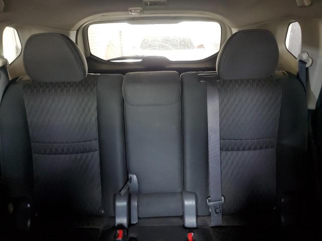 Nissan Rogue S Image 8