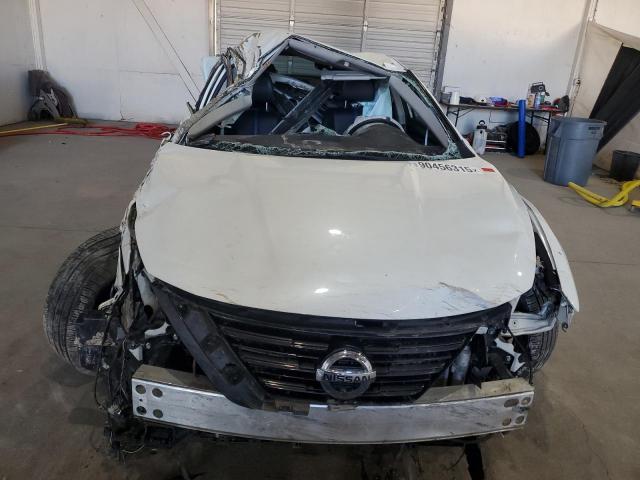 Nissan Altima 2.5 Image 2