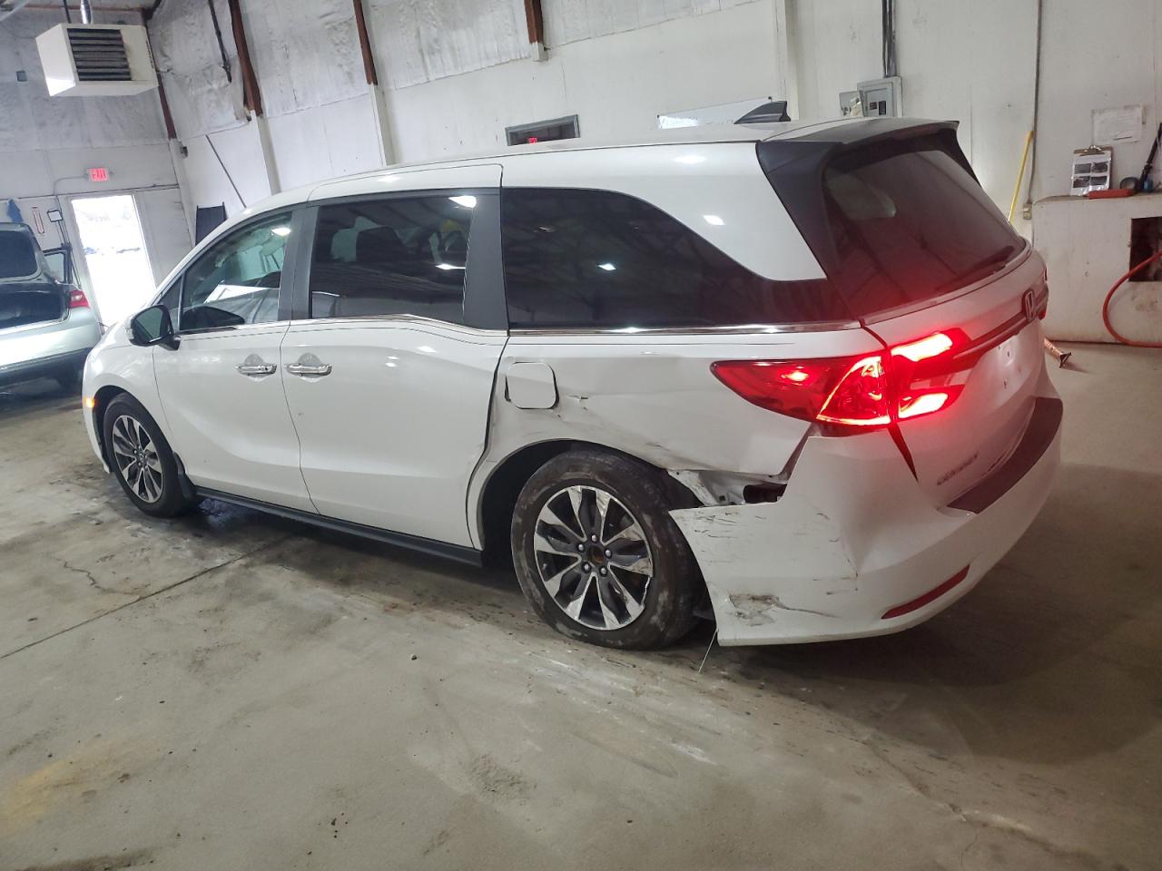 Honda Odyssey Exl Image 2