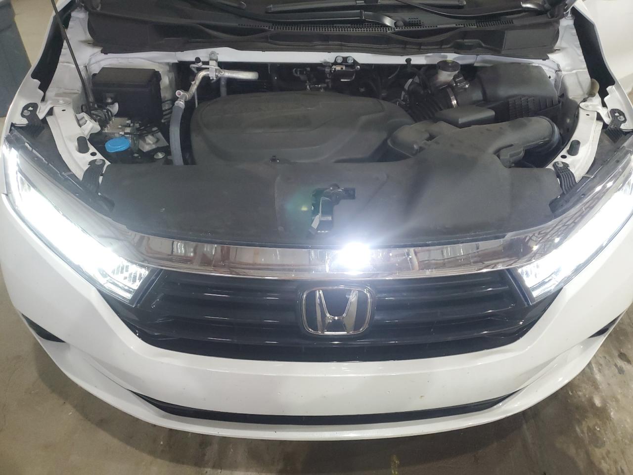 Honda Odyssey Exl Image 11