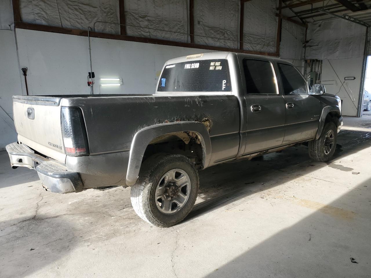 Chevrolet Silverado K2500 Heavy Duty Image 4