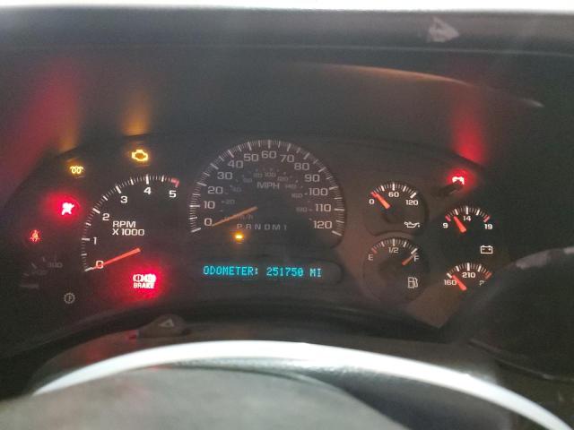 Chevrolet Silverado K2500 Heavy Duty Image 9