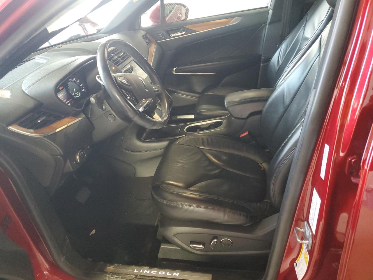 Lincoln MKC Select Image 2