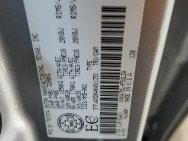 Toyota Tundra Crewmax Limited Image 11