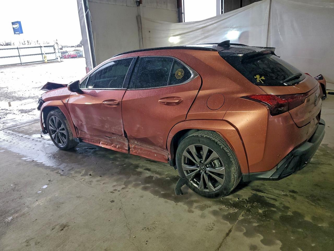 Lexus Ux 300h Base Image 3