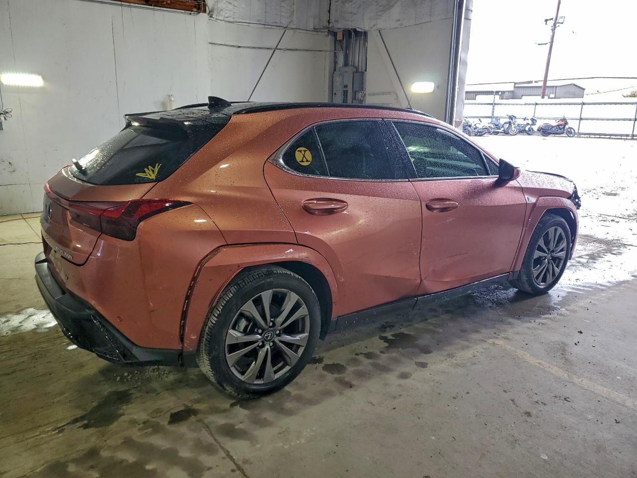 Lexus Ux 300h Base Image 2