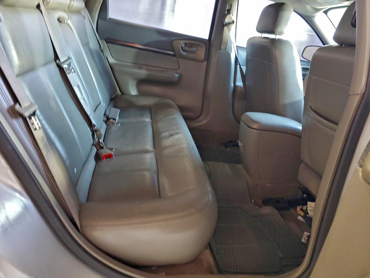 Chevrolet Impala Ls Image 3