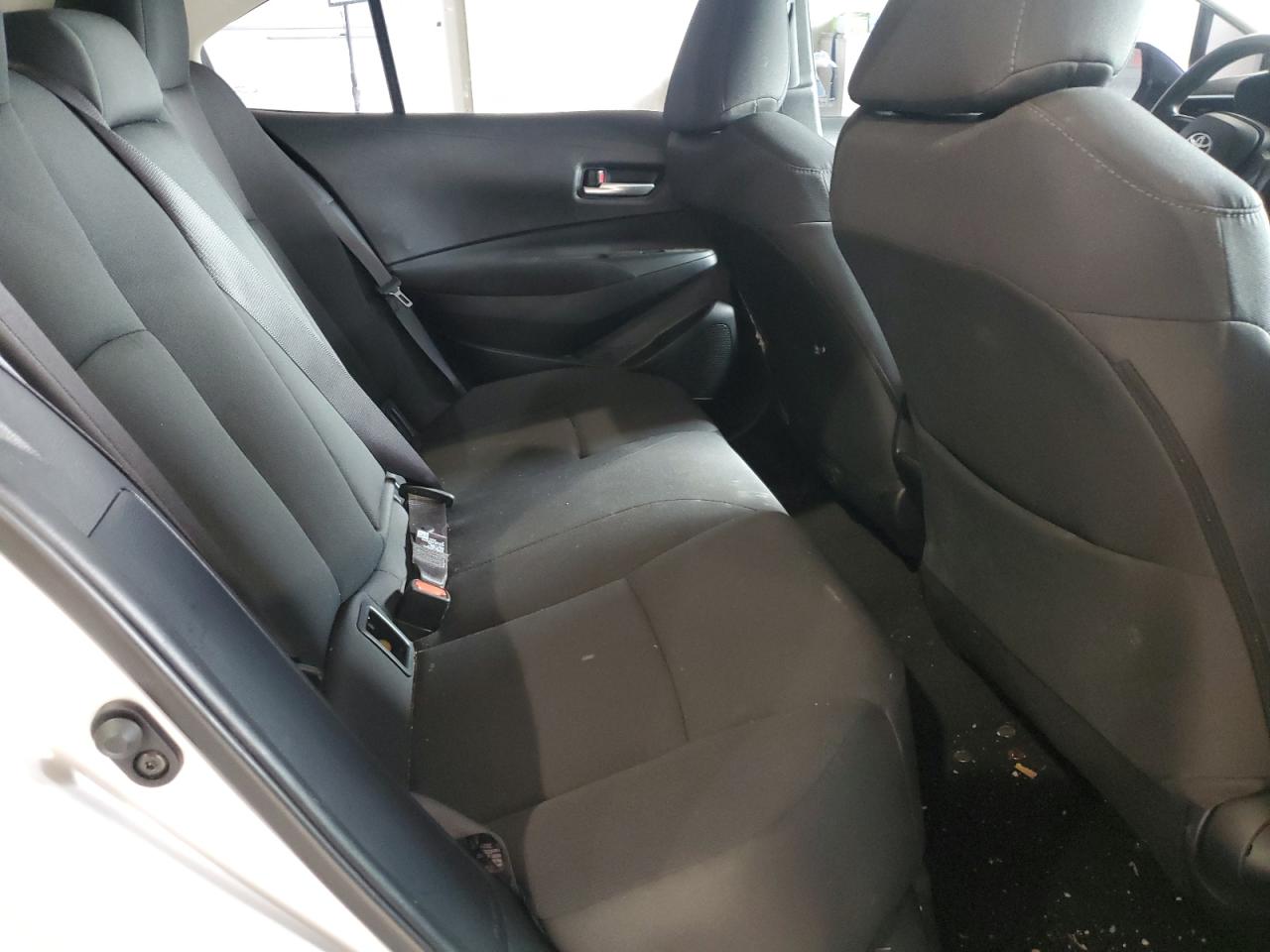 Toyota Corolla Le Image 6