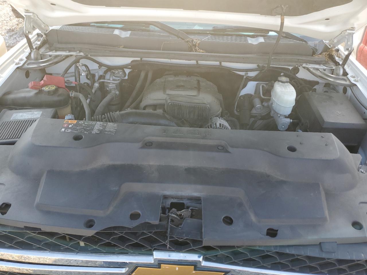 Chevrolet Silverado C2500 Heavy Duty Image 12