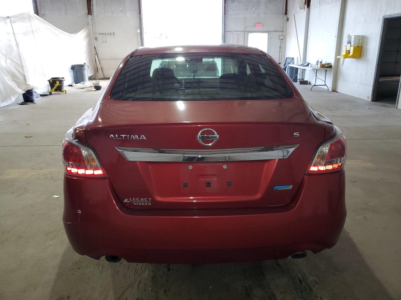 Nissan Altima 2.5 Image 2
