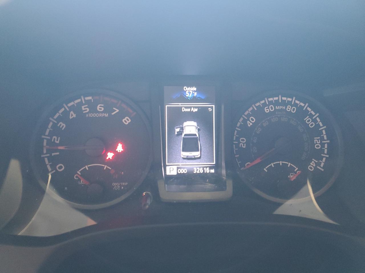 Toyota Tacoma Access Cab Image 4