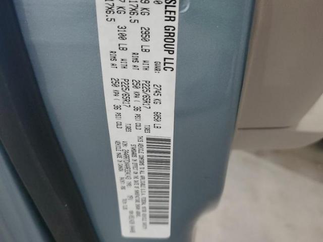 Chrysler Minivan Limited Image 13