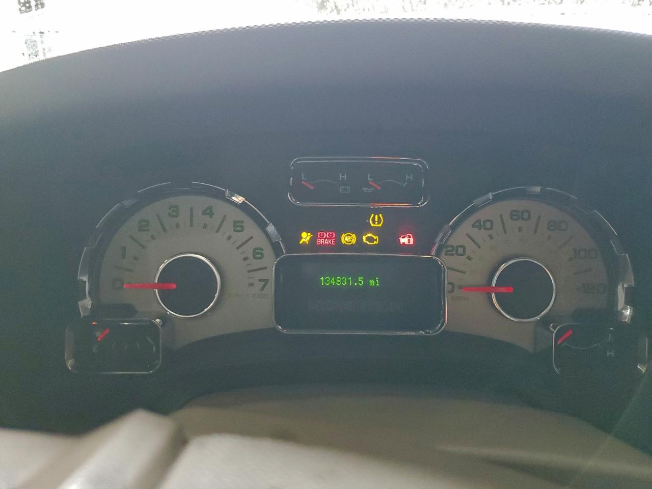 Ford Expedition Limited Image 8