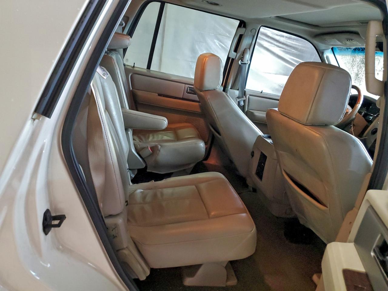 Ford Expedition Limited Image 12