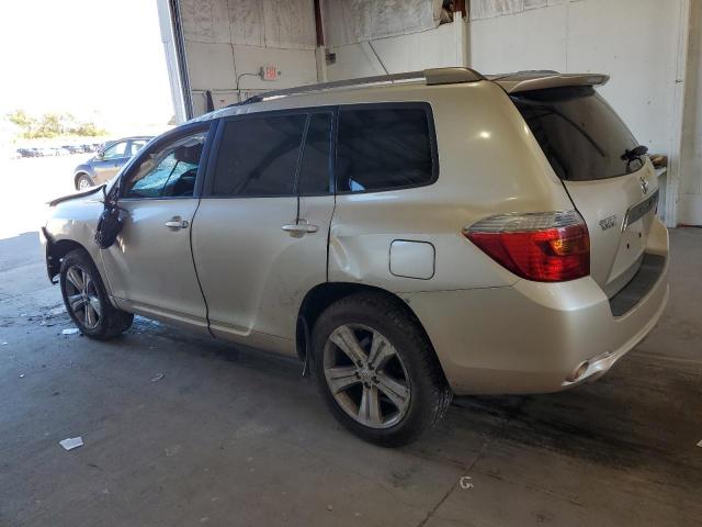 Toyota Highlander Sport Image 2