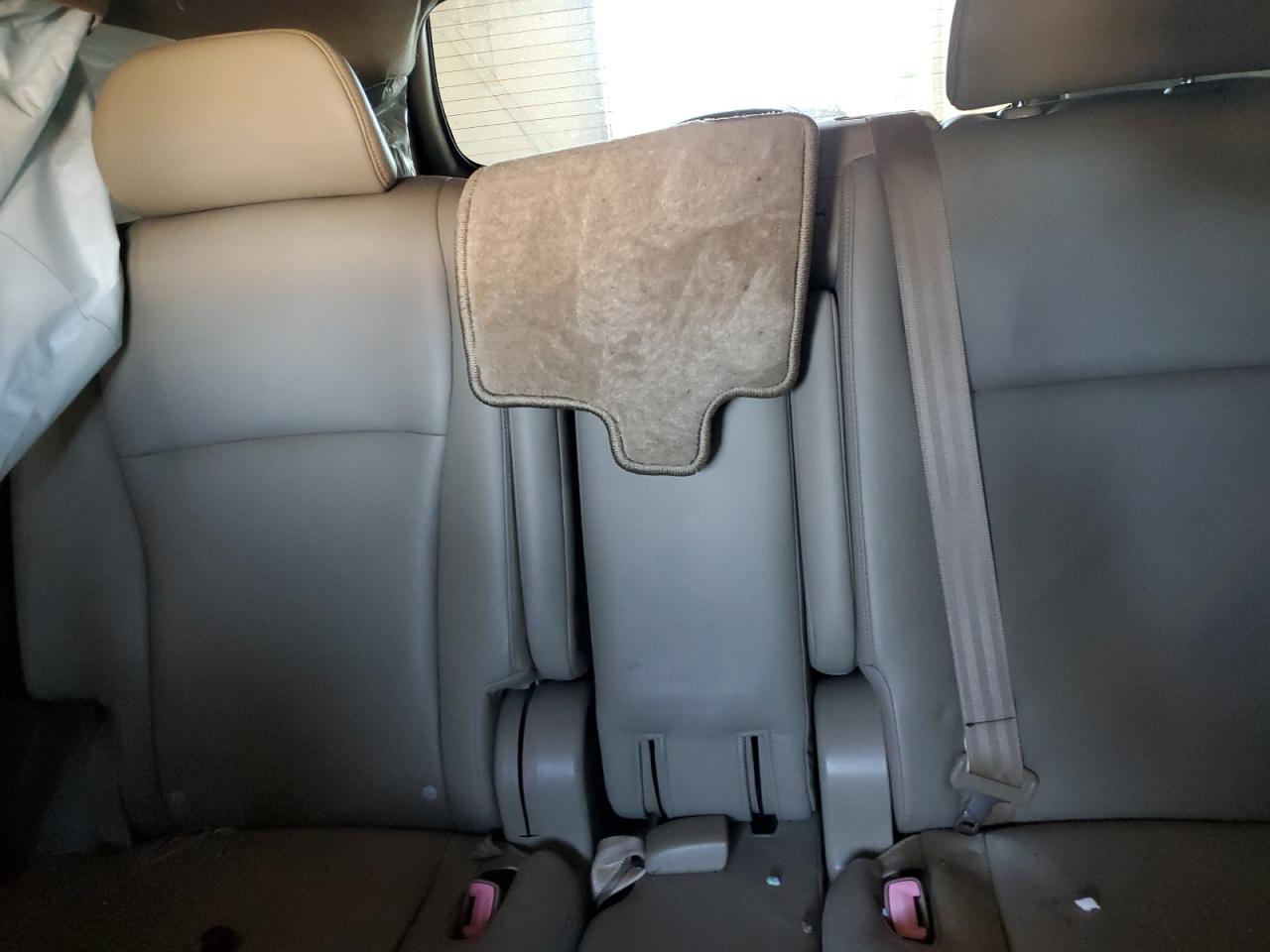 Toyota Highlander Sport Image 5