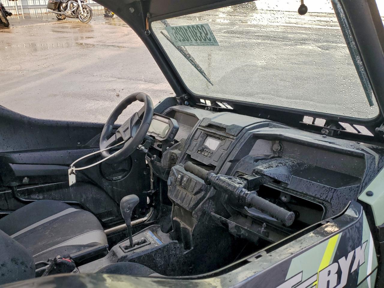 Kawasaki Teryx C Image 6