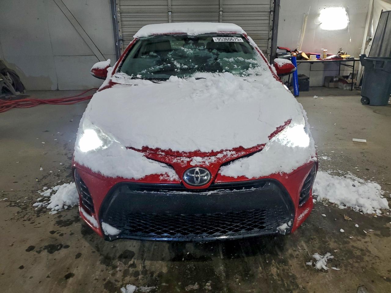 Toyota Corolla L Image 3