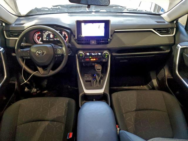 Toyota RAV4 Xle Image 8