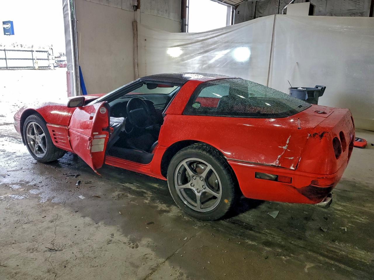 Chevrolet Corvette Image 6