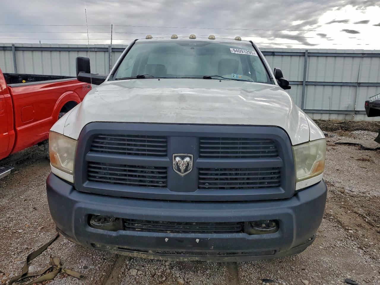 Dodge Ram 3500 St Image 10