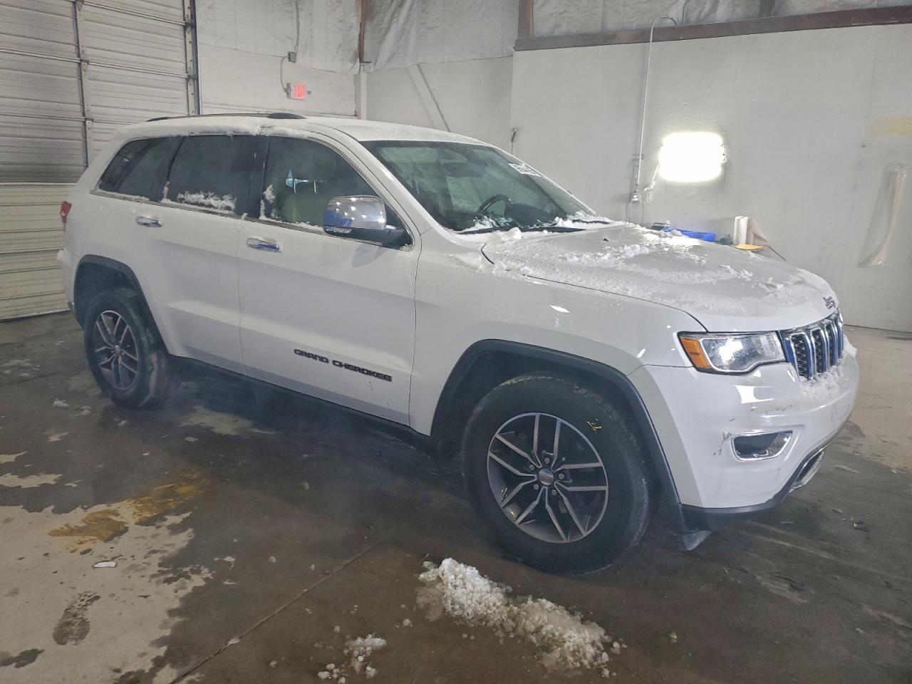Jeep Grand Cherokee Limited Image 11