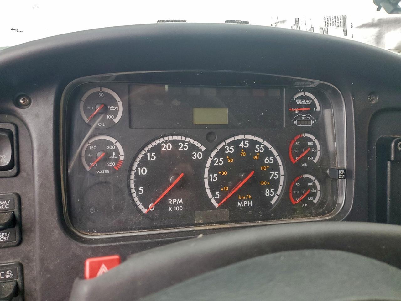 Freightliner M2 106 Medium Duty Image 10