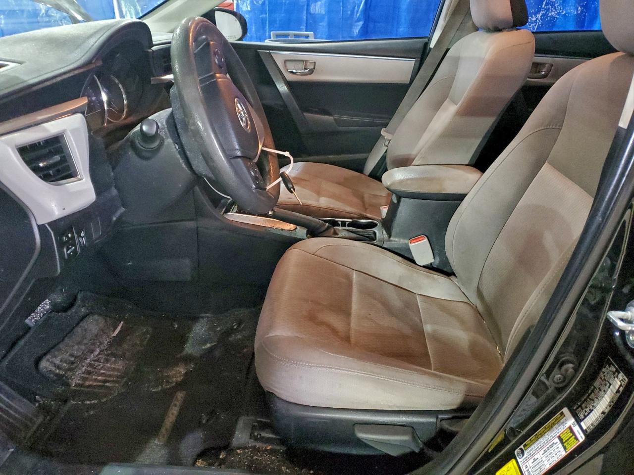 Toyota Corolla L Image 11