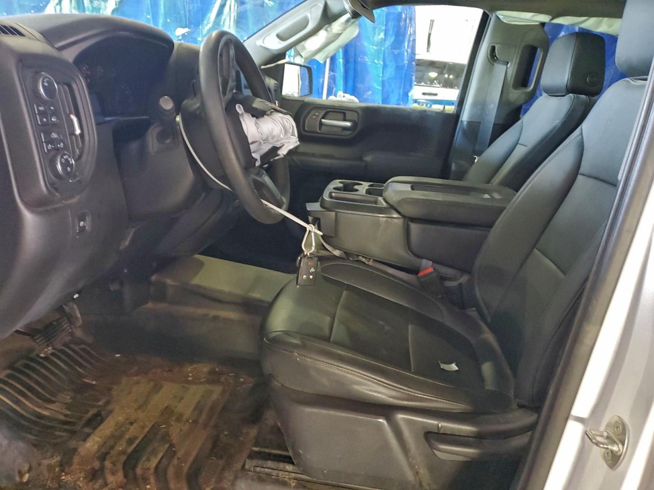 Chevrolet Silverado K1500 Image 5