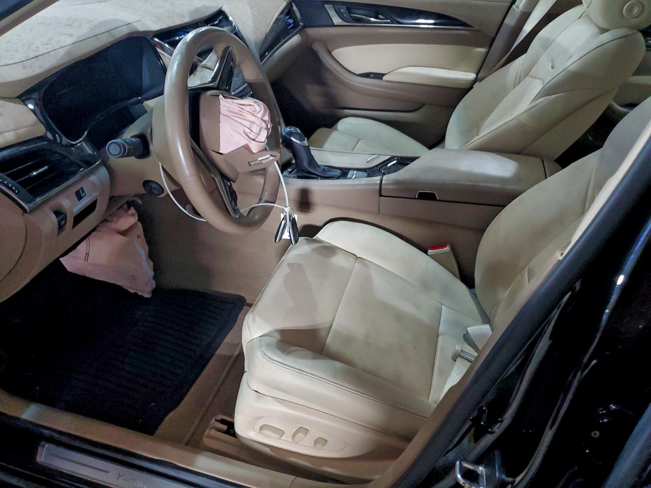 Cadillac CTS Luxury Collection Image 10