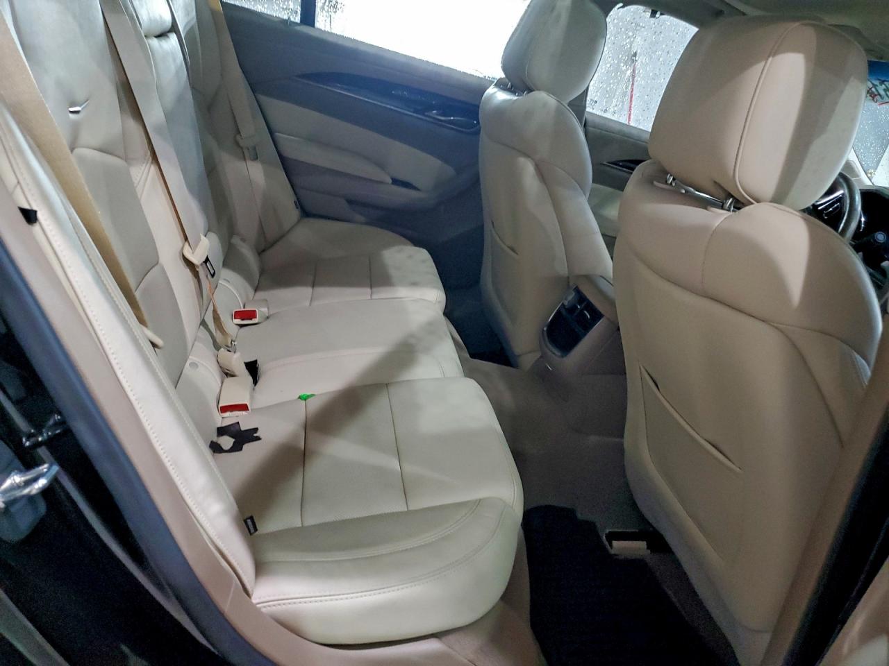 Cadillac CTS Luxury Collection Image 2