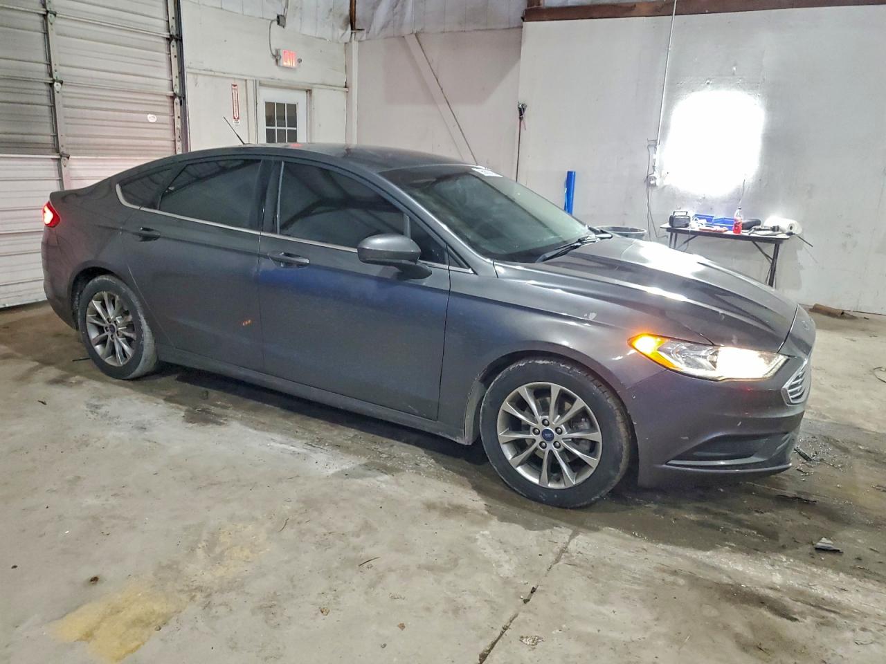 Ford Fusion Se Image 4