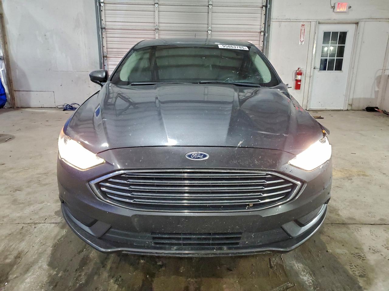 Ford Fusion Se Image 3